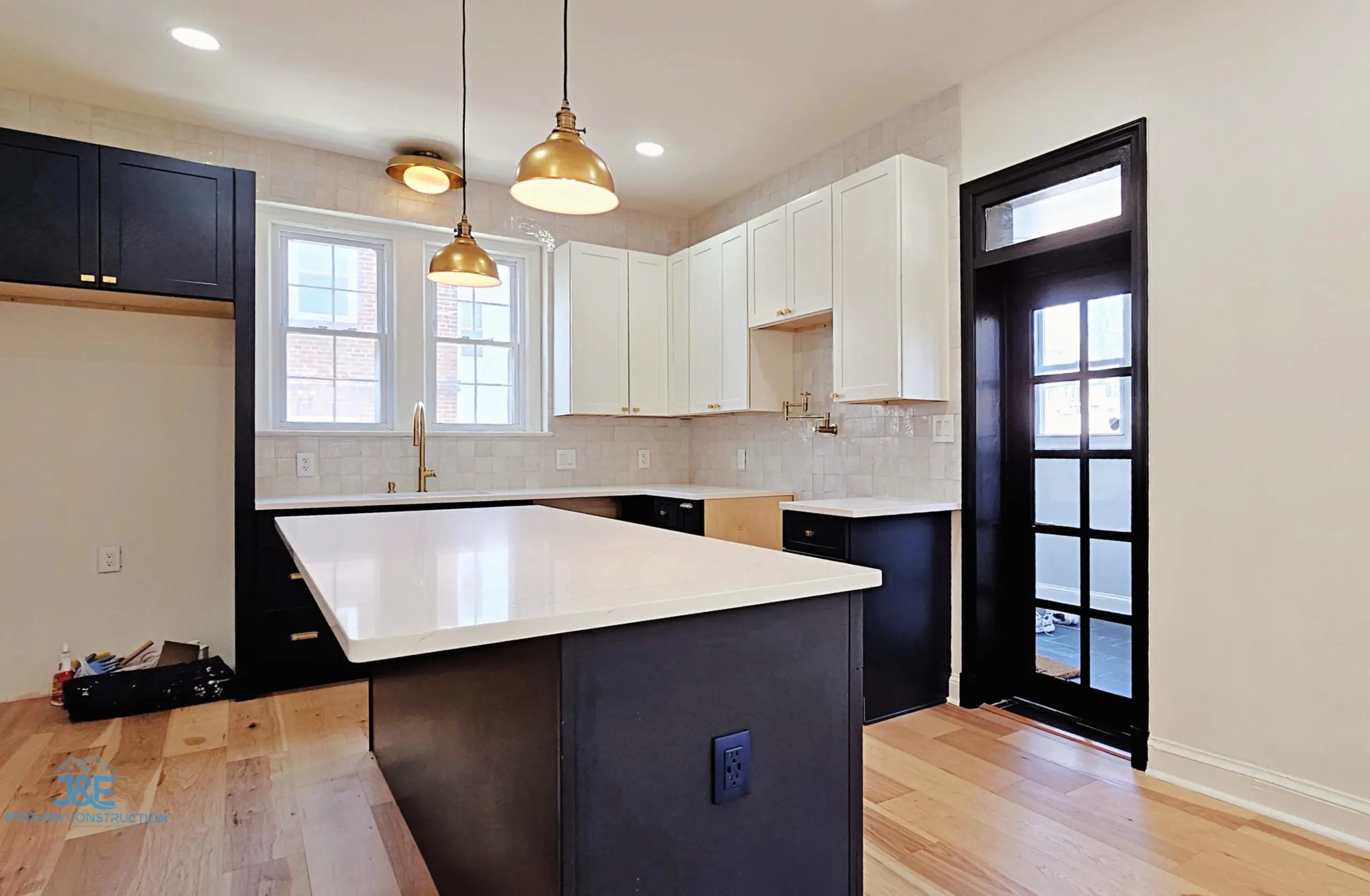 Construction-island-with-countertop-scaled-1