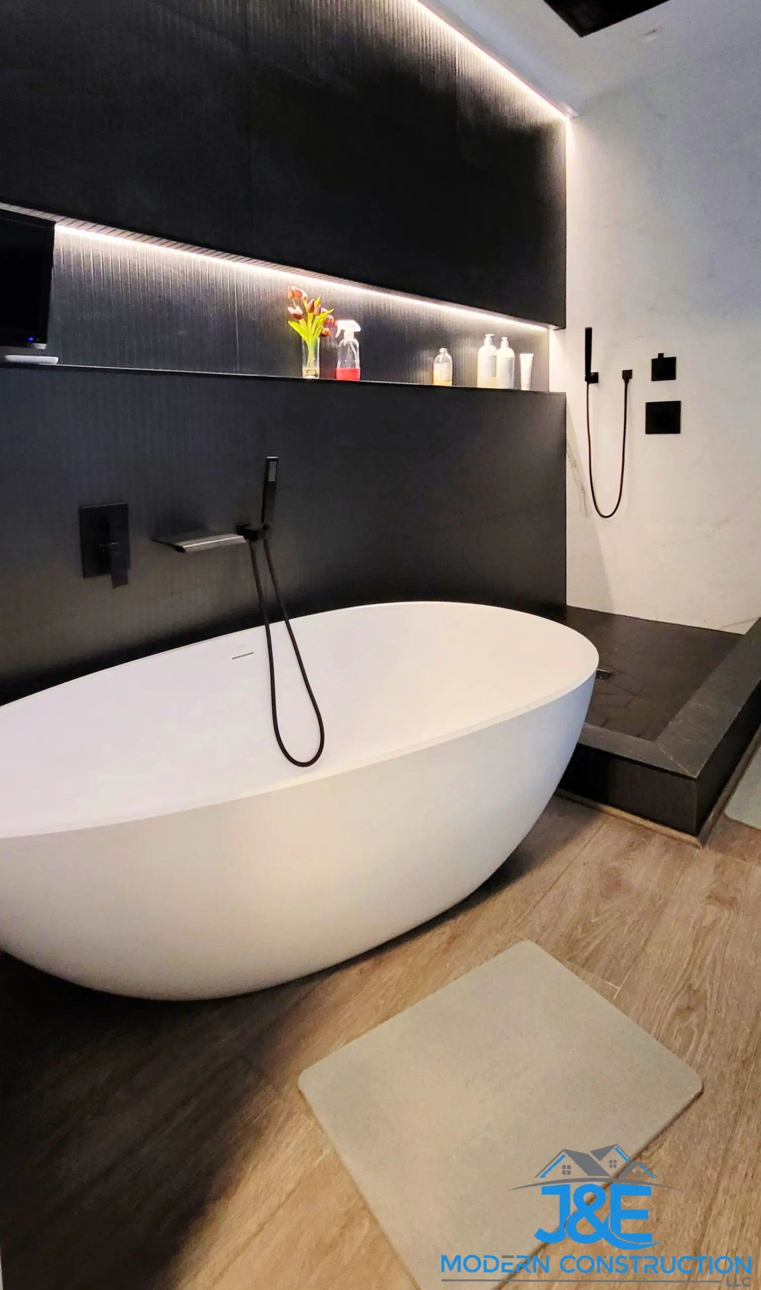 Finish-Bathtub-and-shower-scaled-1