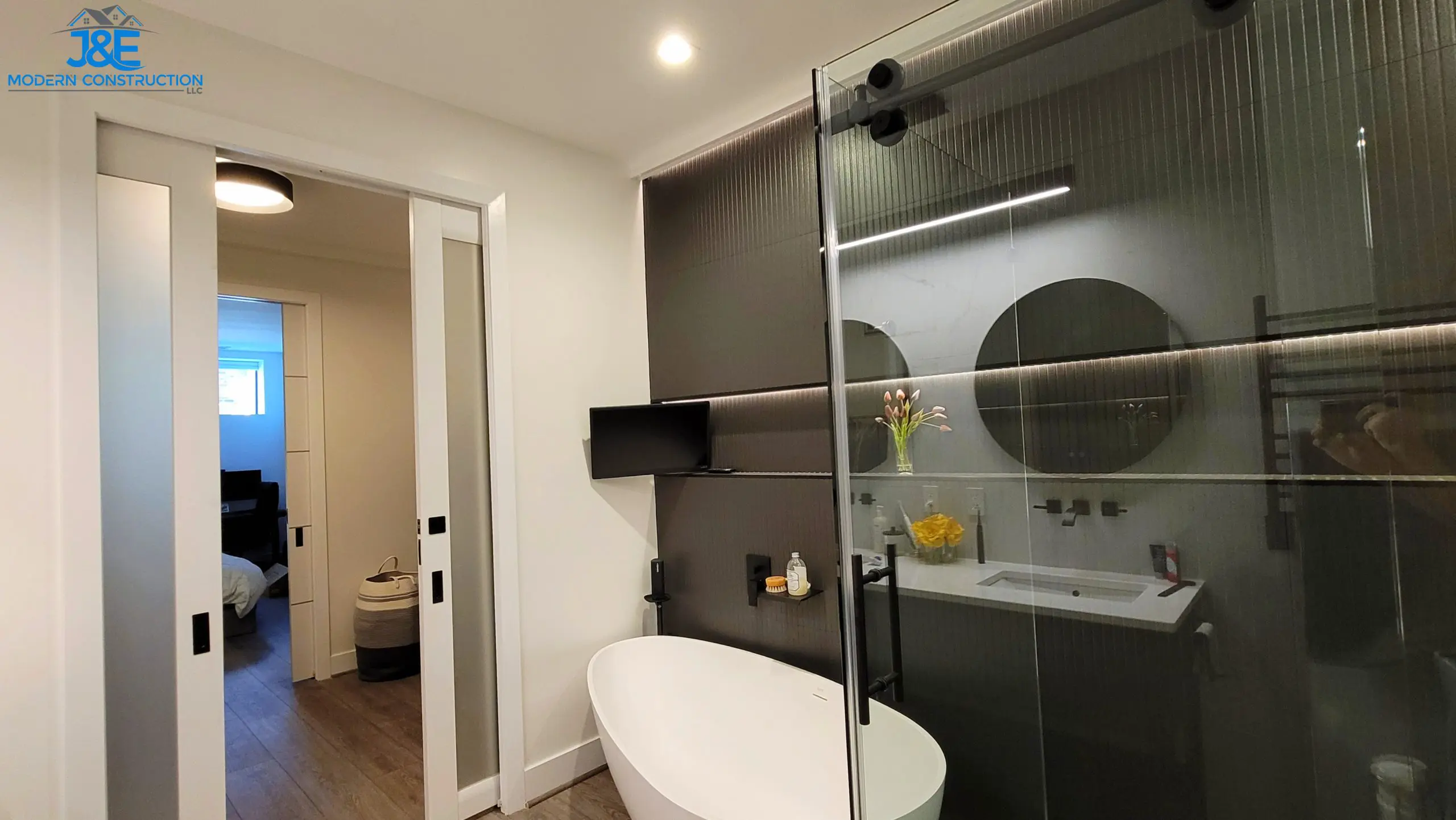 Finish-Bathtub-with-shower-enclosure-scaled-1