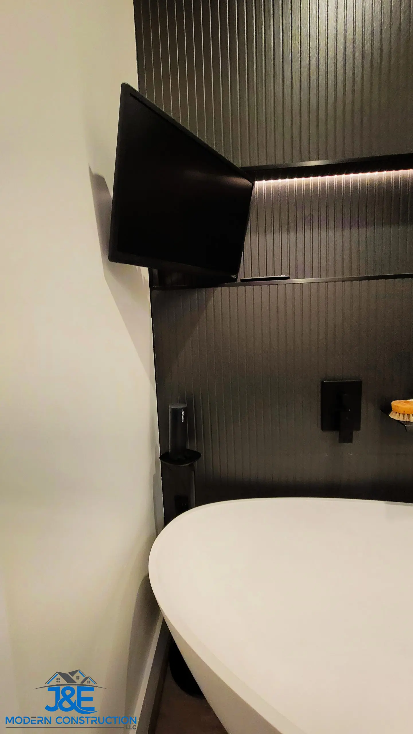 Finish-TV-bathtub-scaled-1