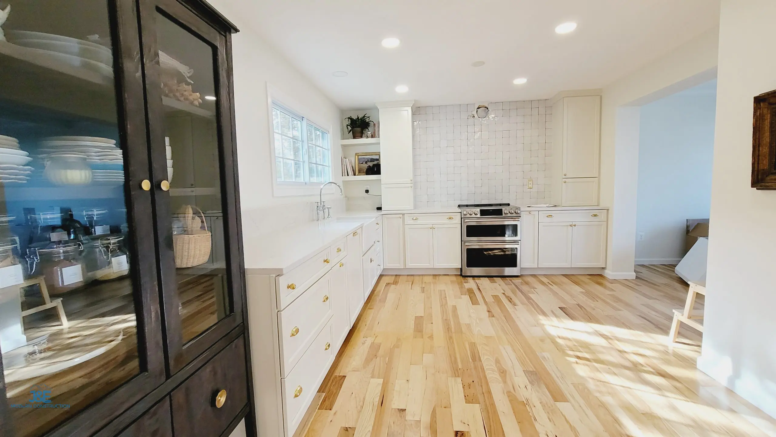 Finish-floor-kitchen-scaled-1